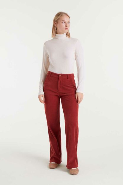PANTALÓN MARRÓN