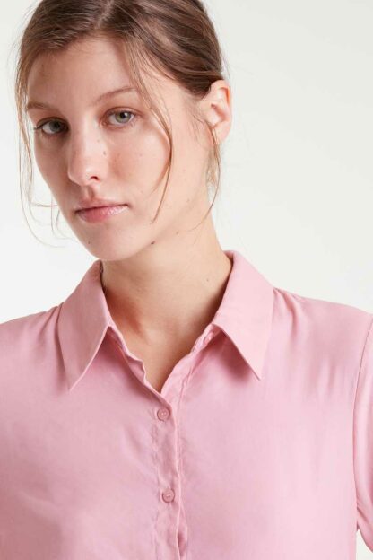 CAMISA FLUIDA ROSA - Imagen 2
